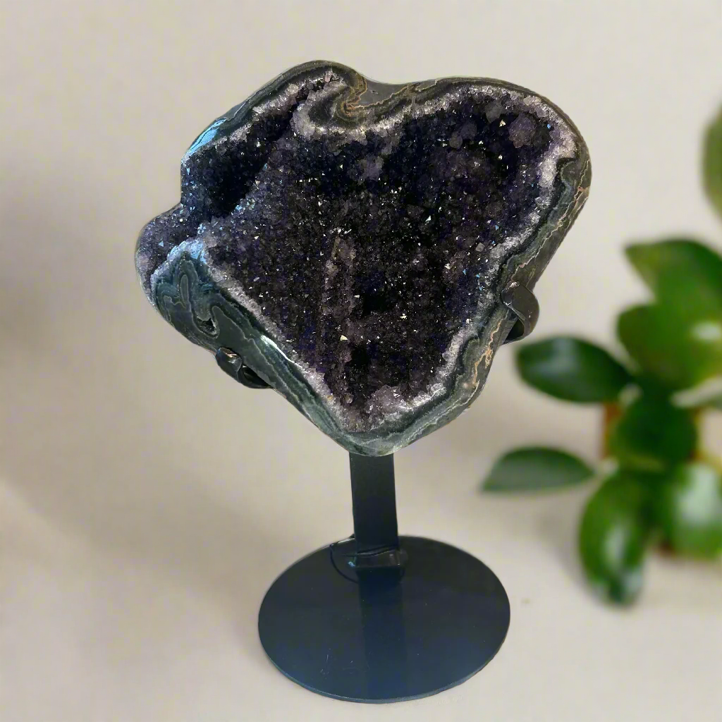 Amethyst Grey Banded Geode