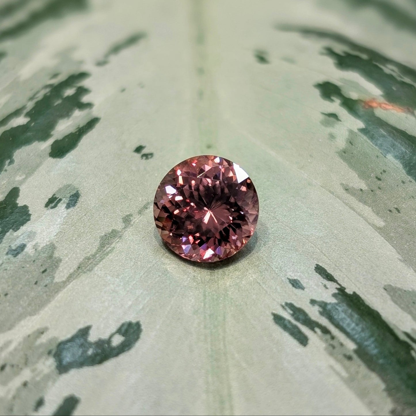 Round Rose Zircon, 4.81ct