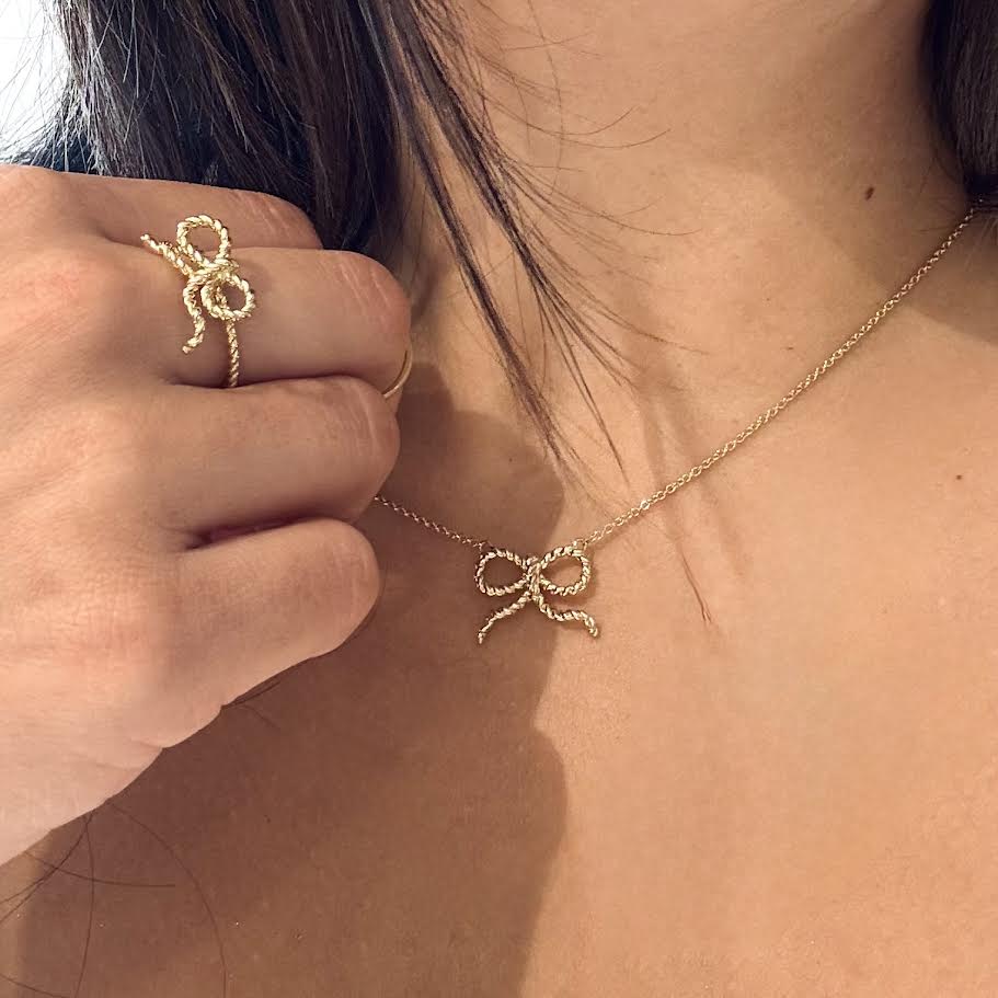 'Bow' Ring