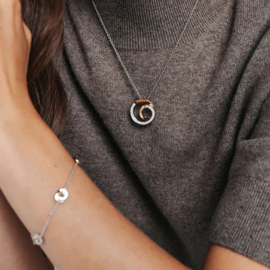 Swirl Circle Necklace