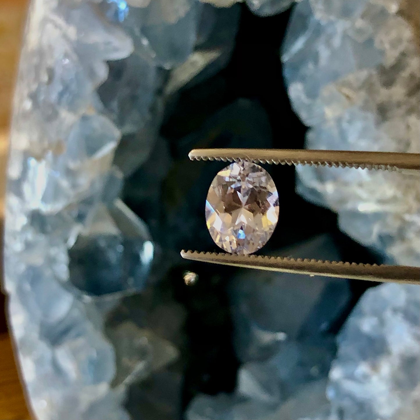 White Sapphire, 2.29CT