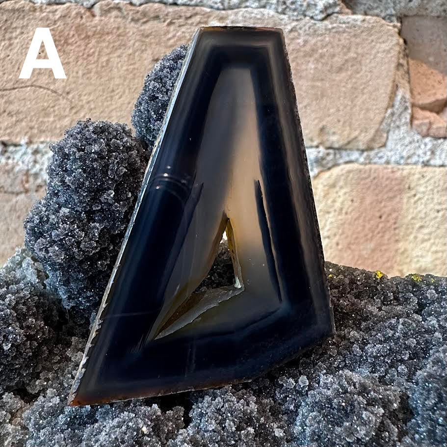 Polyhedral Agates