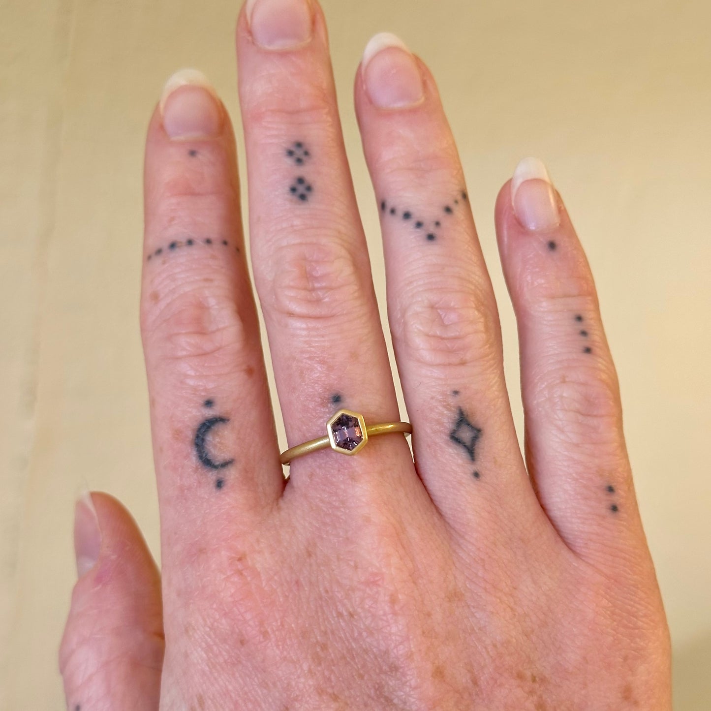 Purple Spinel Hexagon Yum Drop Ring