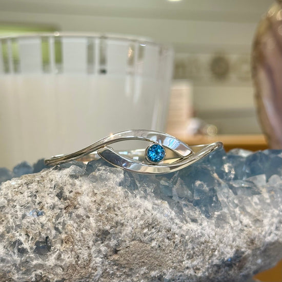 "Sensational Swing" Bracelet