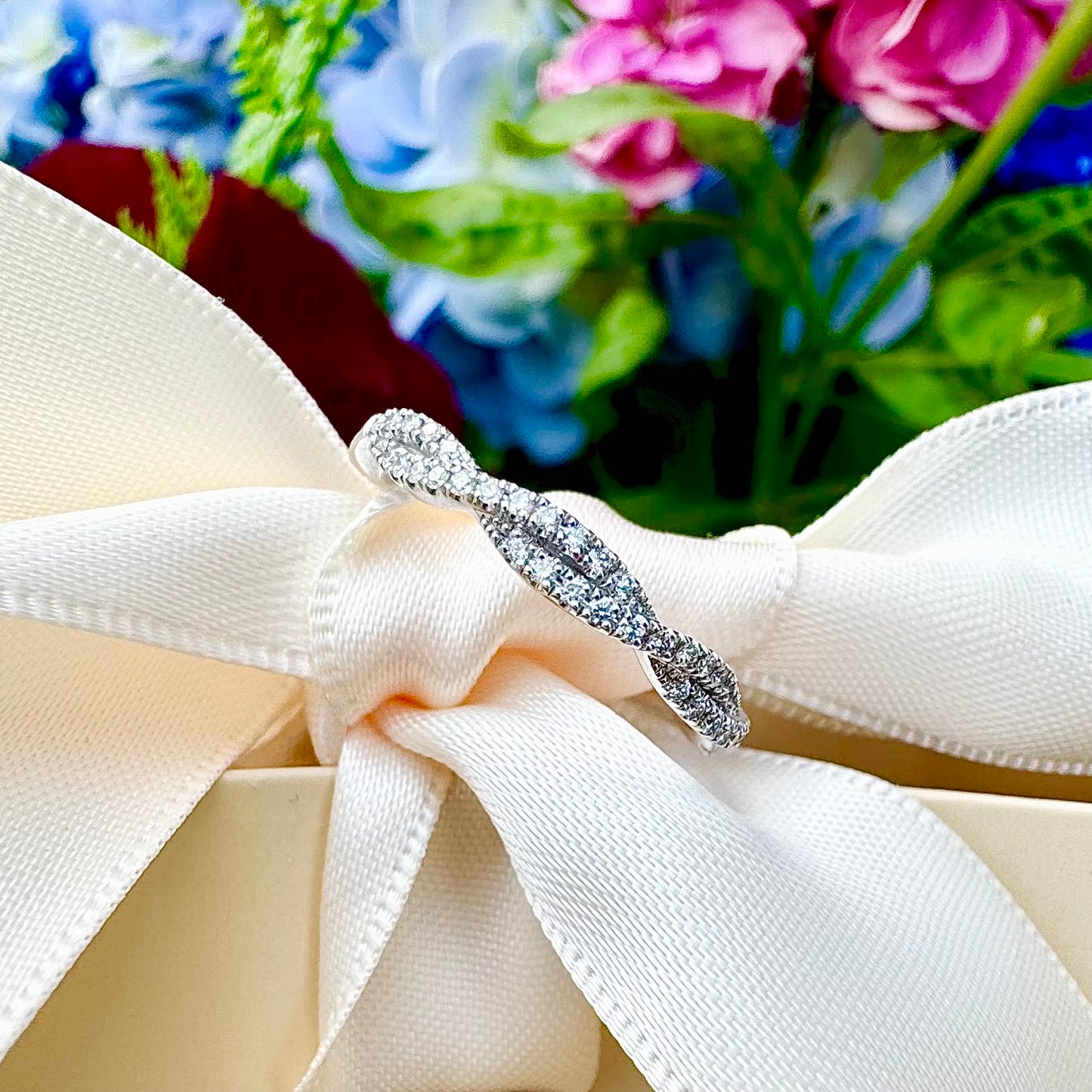 "Fiona" Twist Band