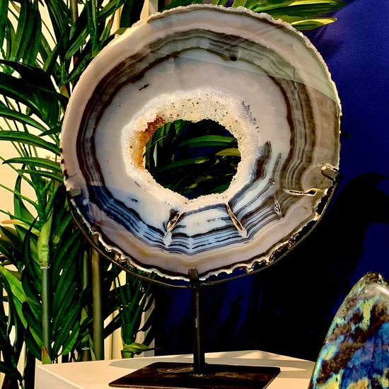 Blue Agate Slice With Dendrite & Quartz