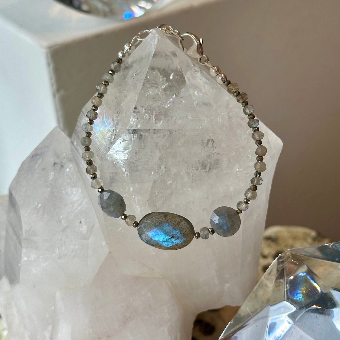 Labradorite and Pyrite Beaded Bracelet