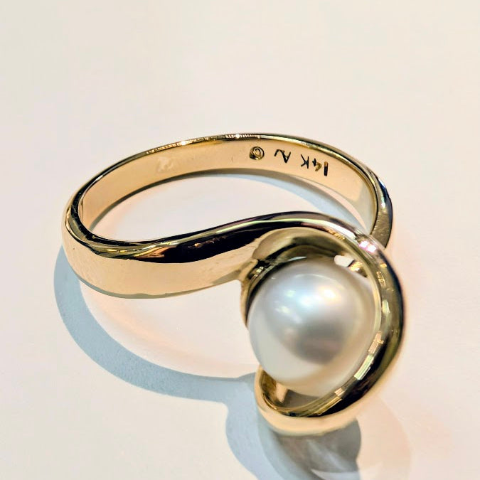 Pearl 'Swirl' Ring