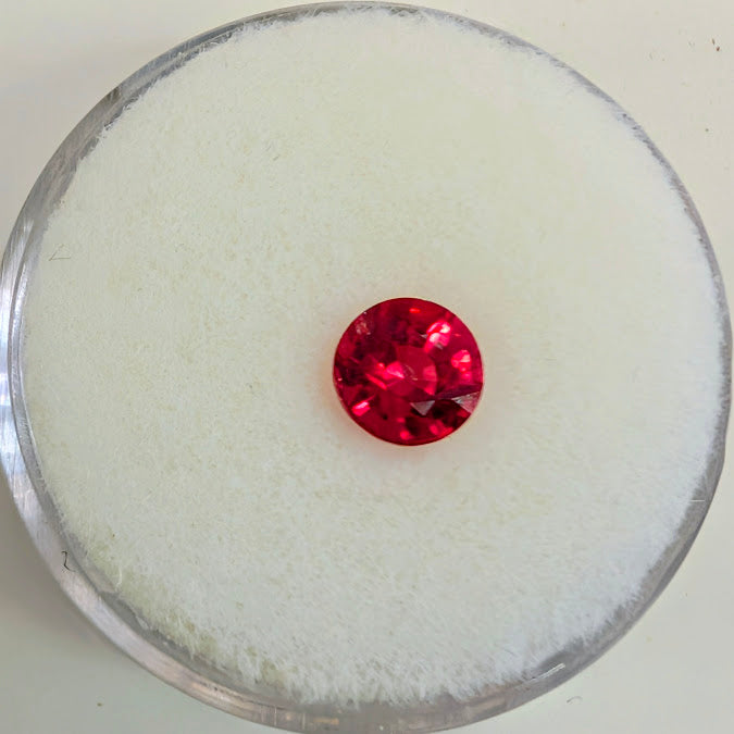 Red Spinel, 0.87cts