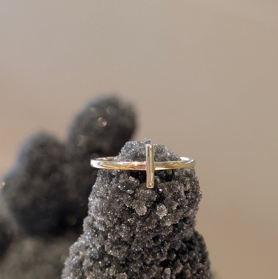 Petite Bar Ring