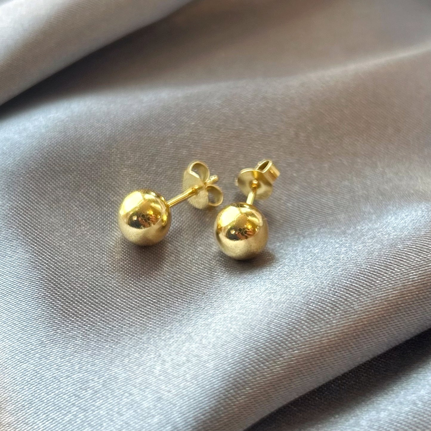 Semi-Solid Ball Studs